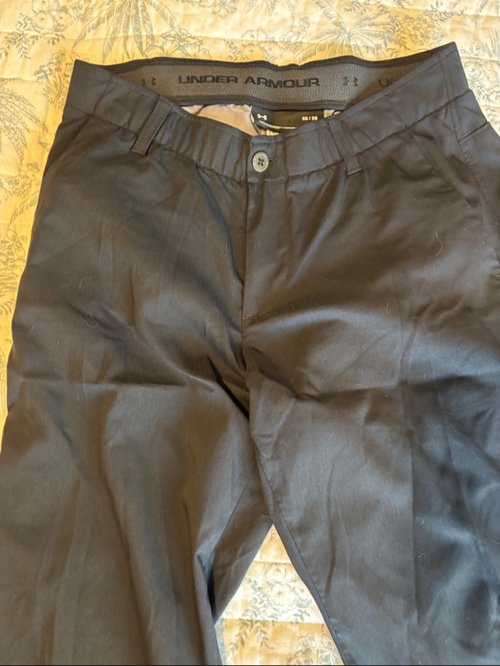 Under Armour Men’s Black Straight-Leg Performance Pants Sz 32/30 - Picture 3 of 5